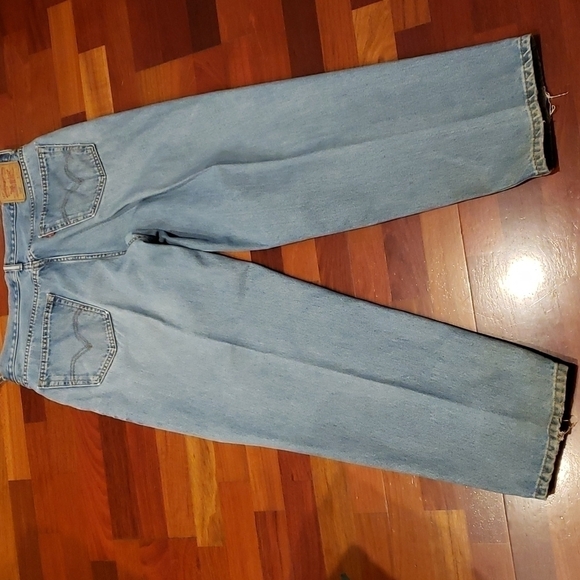 Levi's 560 Comfort Fit 36x30 Distressed - Picture 10 of 15